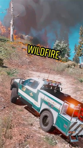Brush Firetruck Tackles Wildfire in GTA 5 Gameplay