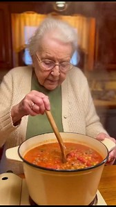 “Beef Vegetable Soup is made with tender chunks of slow-simmered chuck roast, combined with onions, celery, carrots, potatoes, tomatoes, and green beans. I love serving this hearty soup with crusty baguettes or cornbread and soft, sweet cream butter. This wholesome Vegetable Beef Soup is the perfect fall and winter meal you can feel good about sharing with your family.” Full recipe 👇 💬 | Cooking in Kathy's the Kitchen