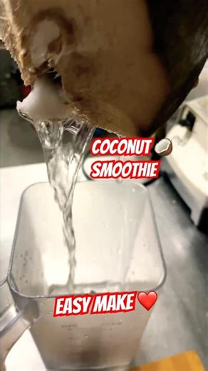 Coconut 🥥 Smoothie / 🤤🤤❤️❤️😋😋 / easy make #trending #fruitjuice #newmovie #recipe #pizza #food