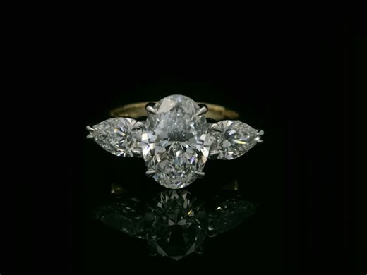 CHRISTOPHER MILTON STEVENS on Instagram: "CMS Bespoke Design - Diamonds set in yellow gold.⁠ ⁠ #jewellery #design #bespoke #inspire #2022 #gemstone #gold #diamonds #fashion #handmadejewellery #render #colour #purchase #experience #love #gift #brand #madeinuk #silver #platinum #instafashion #instajewellery #stylish #instastyle #lookbook #ootd"