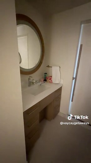 Explore the Renovated Rooms at Marriott Surf Club Aruba
