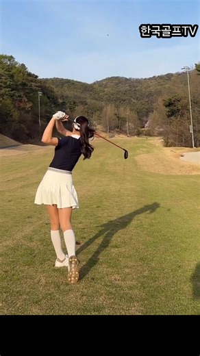 파워풀한 유틸리티 샷 따라하기 #골프 #골프스윙 #윤규미프로