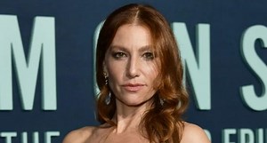 Quién es Ari Graynor, la actriz que hace de la abogada Leslie Abramson en “Monster: The Lyle and Erik Menéndez Story”