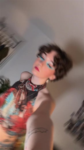 Getting my shark tattoo out at the aquariummm #wlw #ootd