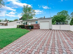 251 Woods Rd, North Babylon, NY 11703 - MLS 865290 - Coldwell Banker