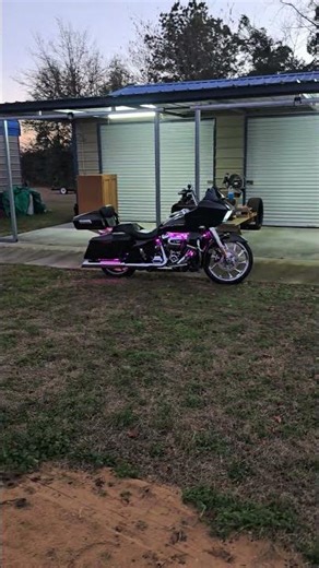 "If You Think You're Lonely Now". '19 H-D Road Glide 8-Speaker 2-Amp w/LED Accent Lighting Set-up