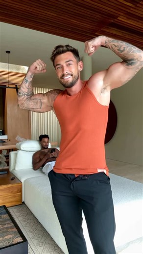 GAEL JACOB on Instagram: "Halloween party 🎃"