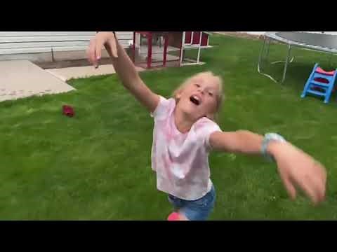 Escape the ZOMBIE Tickle Hand!!