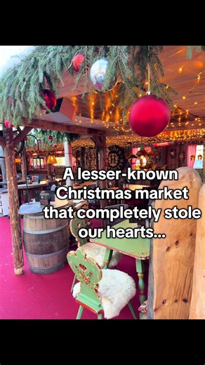 We took a little day trip from Bolzano up to Brunico and it was completely worth the 1.5-hour train and bus ride. This Christmas market felt smaller, sweeter, and slower in the best way. We tried raclette and speck on a toasted pretzel, warm goulash in a bread bowl, apple strudel with espresso, and ended the day with a hot mug of glühwein. The kids loved the tiny train ride and the candy stall with giant candy canes—simple moments that made the whole trip feel extra magical. If you’re exploring 