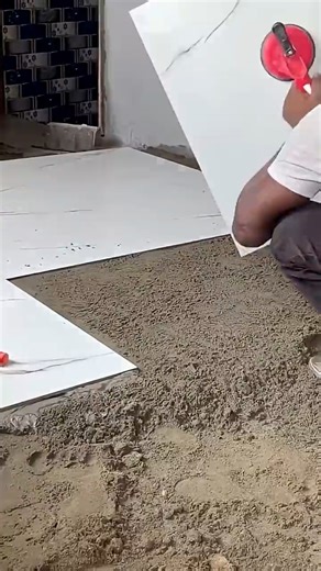 Floor Tiles Fitting Like a Pro | Quick Tutorial #sorts #floortiles #tiling #riponmarbletiles