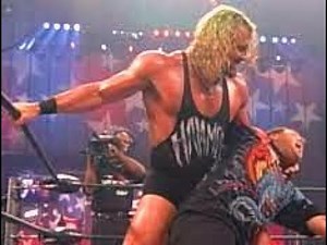 57 WCW FAN CAM - Maxx Payne vs "Heavy Metal" Van Hammer - Dublin - 03-17-93