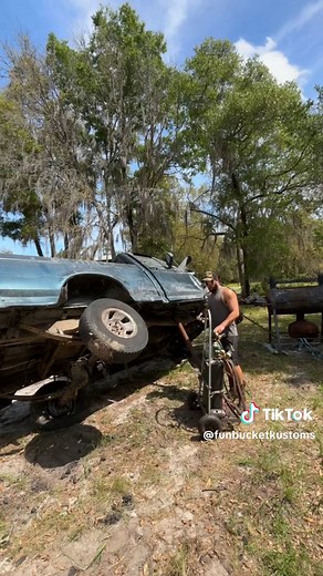 How to remove a truck bed… #funbucketkustoms #fbk #kustom #obs #ford #truckbed #torch #f150 #imovecarsmf #floridatoys