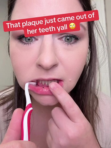 Effective Oil Pulling for Plaque Removal Benefits