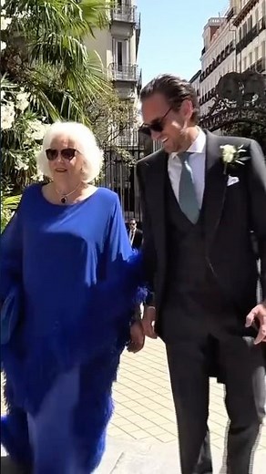 Marie Louise of Prussia accompanies her son, Friedrich Von Schönburg, to the altar