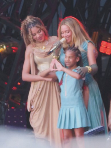 Beyoncé's Family Appearance at Cowboy Carter Tour 2025