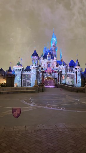 Disneyland 70th Celebration Fireworks (final) #disneyland #wdr #anaheim #disneyresort