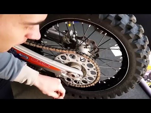 Motorrad Kettensatz wechseln und montieren