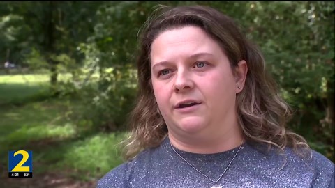 1 dead, 1 hospitalized after early morning fire