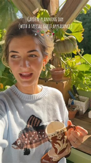 Halez Garcia at Home on Instagram: "I’m definitely a “leave it be and let everything grow free” type of person but the planning piece before that is what makes it all thrive in my opinion! I use the WeatherBug app for an accurate 10 day forecast so I know what my plants might need (extra water, more shade, frost covers etc). I also added a screenshot of my little excel sheet for my fall planting schedule! And I know I know, what was I thinking keeping my seeds outside🫠 3 years and I’ve never ha