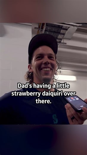 Watch this newly named All-Star make a pitch-perfect call to his parents. ⚾ #sportskind | Humankind