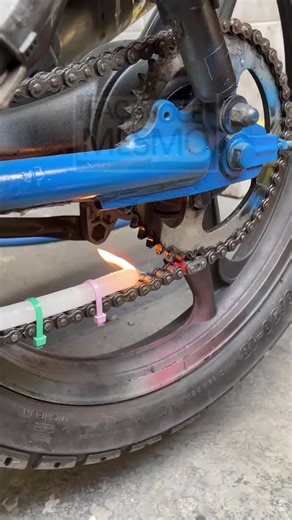 How to Use a Candle for Motorcycle Chain Maintenance