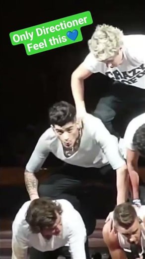 Human pyramid by one direction boys 💪#onedirection