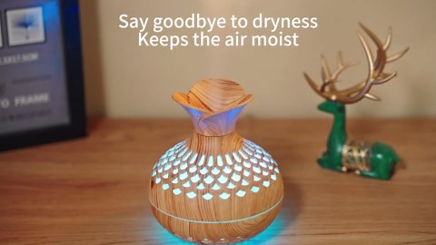 Colorful Cool Mini Humidifier, Flower Shape USB Personal Desktop Humidifier for Car, Office Room, Bedroom,etc. 2 Mist Modes, 7 colors,Super Quiet (Darkwood)