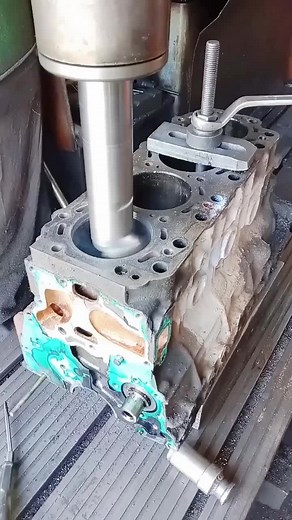 Shibaura N844L Manual Cylinder Boring Bar for Diesel Engines