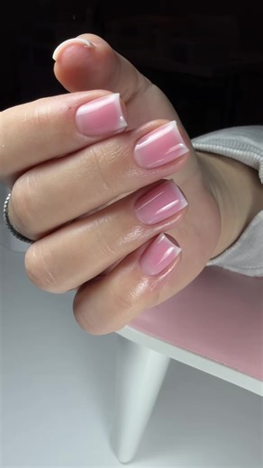 Natural manicure w Gdańsku 💅 Jeśli cenisz czystość, precyzję i naturalny efekt — jesteś w dobrym miejscu 🤍 📍 Gdańsk 📩 Zapisy w DM#shorts #french #nailsartvideos