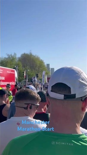 5 minutes before start #running #manchestermarathon