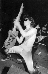 Dwarves: Best songs, Albums and Concerts - Mozaart