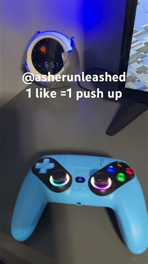 How to get auto clicker on controller bedrock💀￼