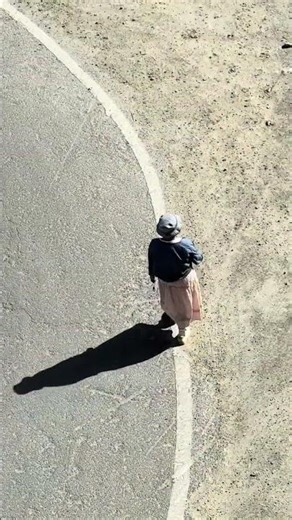 The Mountain Road with the Most S-Shaped Curves and Highest Altitude in China
