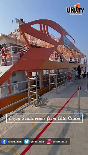 Get a cruise-like experience through Ekta Cruise at Statue of Unity. On-board entertainment & dinner along this ride among Narmada valley makes it exciting & unforgettable. | Statue of Unity