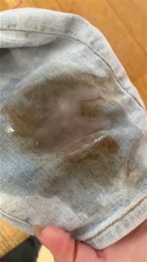 הסרת כתמי אוכל קשים עם חומר ניקוי אקולוגי - קוויק אנד ברייט מנצח את השוקולד