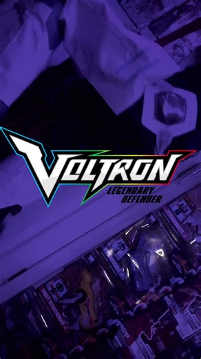 Cosplay Moments: Voltron's Lance McClain