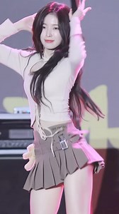 #KoreaWomen's Group Hot Dance #kpop #kpopsexy #kpopfyp #kpopfancam #fancam #fancamkpop #Rockit girl | Kpopsexsygirls