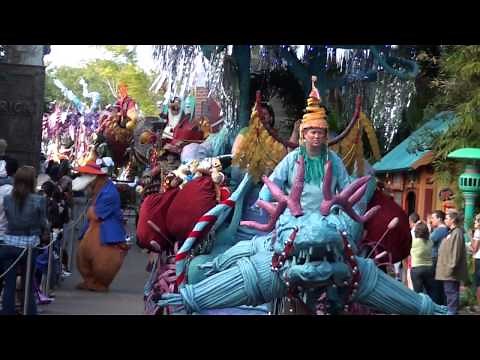 Full Mickey's Jingle Jungle Parade at Disney's Animal Kingdom