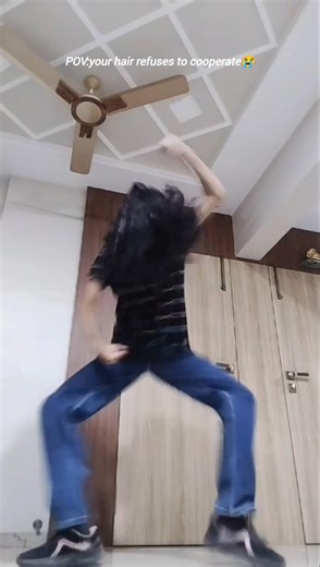 i look possessed😭#nohands#fyp#trending#dance#shorts