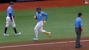 Wander Franco's infield single