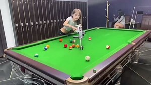 Gun Pool Cue, Rifle Pool Stick Strong Impact with Audible Feedback Easy-to-Use Mechanism, Pool Cue Gun for Home or Tournament Play