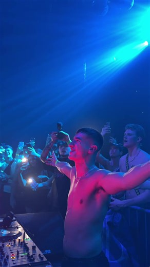 Euphoric Dance Moments at Boiler Room with Azyr