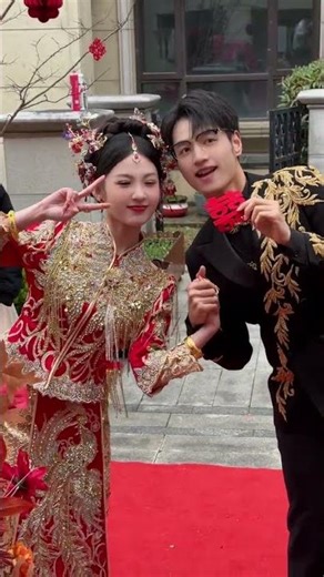 Stunning Oriental Bridal Look 😍 | Traditional Chinese Wedding Outfit #love #shorts #wedding