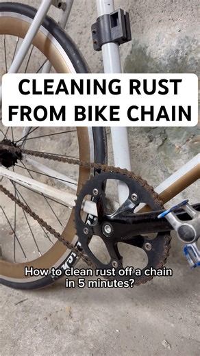 How to quickly remove rust from a bicycle chain? WAIT THE END😱#bike #bikerepair #easyfix #fixbike