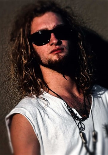 How 'Man in the Box' Revolutionized Grunge Music