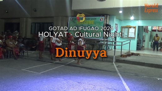 𝐆𝐨𝐭𝐚𝐝 𝐚𝐝 𝐈𝐟𝐮𝐠𝐚𝐨 𝟐𝟎𝟐𝟒 - 𝐇𝐨𝐥𝐲𝐚𝐭 (𝐂𝐮𝐥𝐭𝐮𝐫𝐚𝐥 𝐍𝐢𝐠𝐡𝐭): 𝘿𝙞𝙣𝙪𝙮𝙮𝙖 The Ifugao Provincial Government Cultural Ensemble (IPGCE) performs the dinuyya dance, one of the various forms of native dance (tayo) in Ifugao. The Dinuyya is a community dance often performed during festivals, social gatherings, and celebrations. The dance is mostly attributed to the capital town of Lagawe. 📹: Jimmig Malingan #GotadAdIfugao2024 #Holyat2024 #Ifugao | Baguio Herald Express