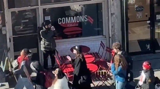 BREAKING — NYC is flooding the streets RIGHT NOW to protest ICE. Mass turnout across Manhattan, students, workers, vets, families, nurses; all in the streets, all demanding: ✊ Justice for Alex Pretti ✊ End to ICE militarization ✊ Accountability from federal agent | Anonymous Legion