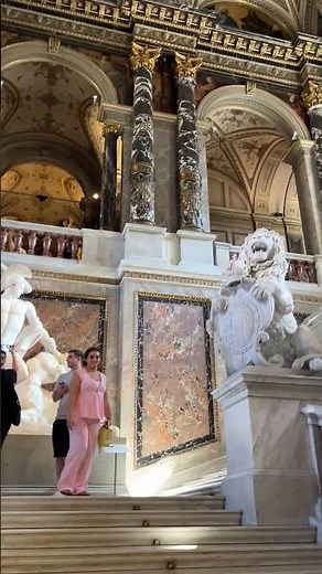 Inside Vienna opera house staatsoper