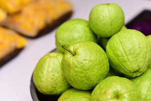 Guava Side Effects: Who Should Avoid Eating Amrood And Why?