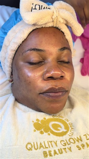 Deep Cleansing Facial: Purifies pores, removes impurities, and leaves your skin fresh, smooth, and glowing. Deep Cleansing Facial – $25 ⏱ Duration: 45 minutes to 1 hour 📍 CityLimits Apartels, corner of Second & Baines Walk-ins are welcome; however, advance booking is highly recommended to avoid waiting. 📞 Bookings: 078 872 5562 | 071 295 5746 Reveal clearer, fresher, healthier-looking skin in just one session ✨ #facial #deepcleansing #qualityglow #harare #fyppppppppppppppppppppppp